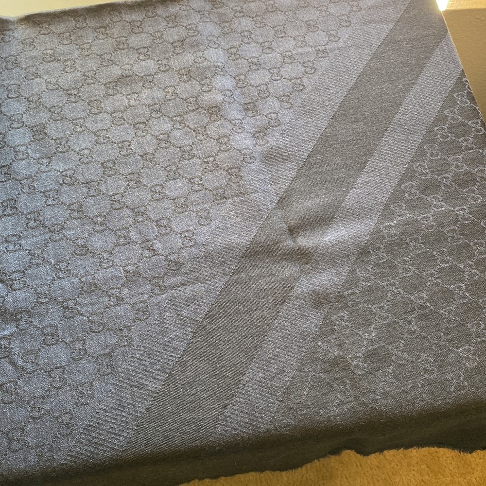 Authentic Gucci charcoal & dark blue wool silk scarf/stole